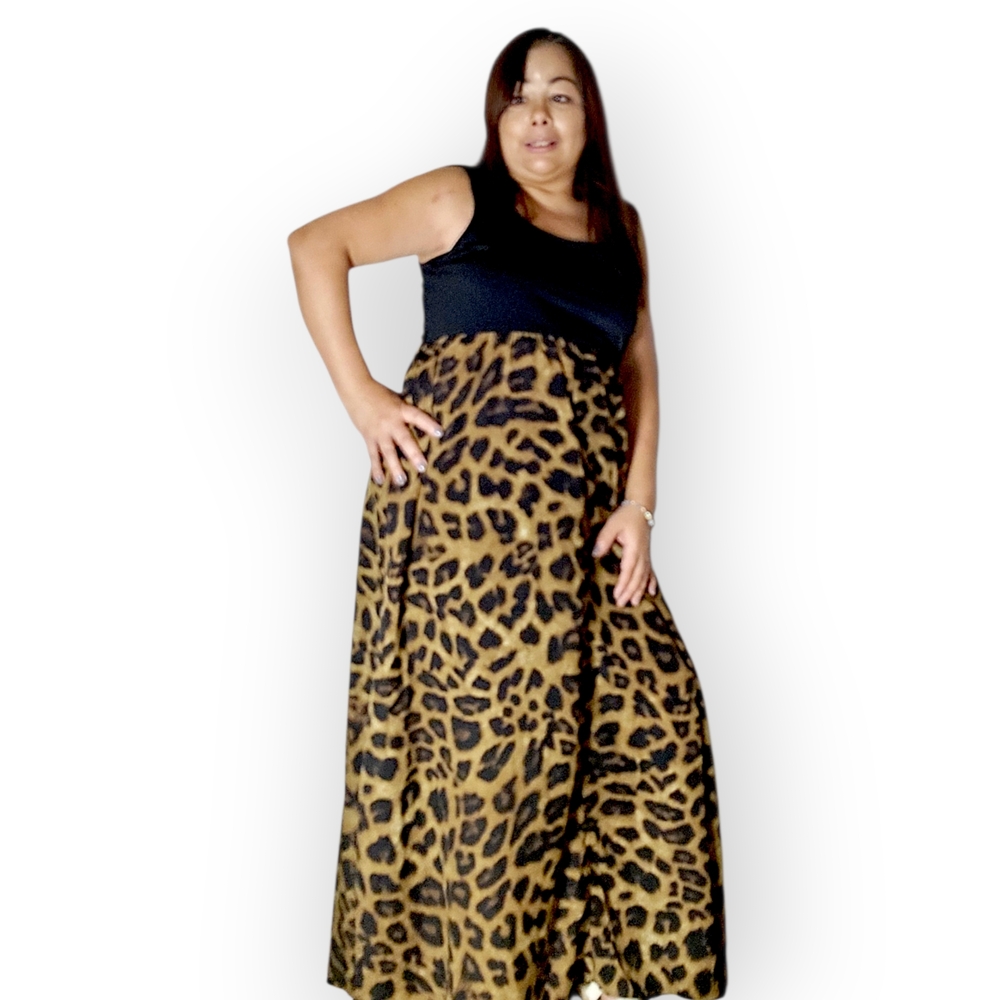 Elegant Animal Print Maxi Dress